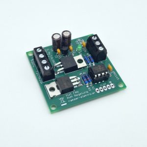 PWM-Reglerplatine für Lüftersteuerung mit verschiedenen elektronischen Komponenten und Anschlüssen.